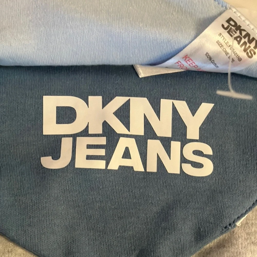 Dkny‎ Blue and Gray Casual Bib and Socks Set